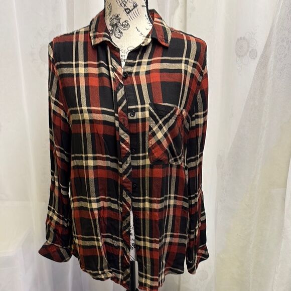 Plaid Button-Up Shirt in Red and Black - Picture 1 of 3